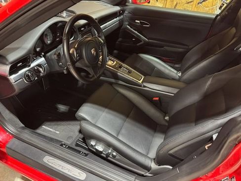 Used 2014 Porsche 911 Carrera S RWD image 4