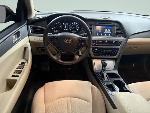 Used 2017 Hyundai Sonata SE image 10