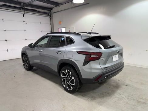 New 2026 Chevrolet Trax RS image 5