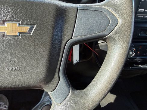 Used 2019 Chevrolet Silverado 2500 W/T AWD/4WD image 29
