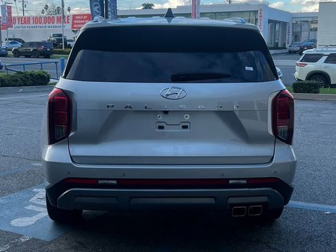 Used 2024 Hyundai Palisade Limited image 6