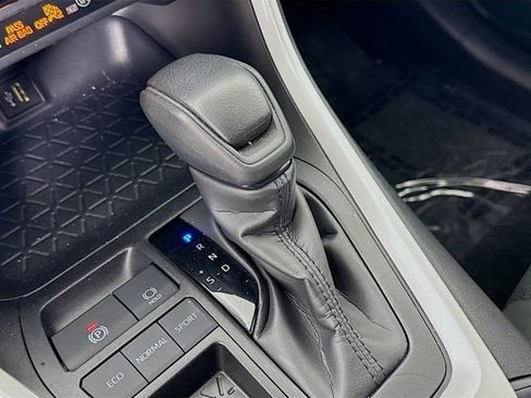 Certified 2025 Toyota RAV4 LE image 16