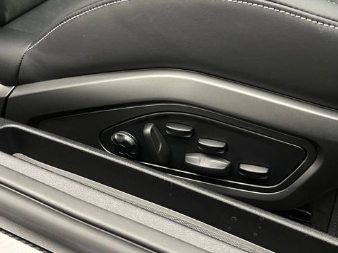 Used 2025 Porsche 911 GT3 RS image 39