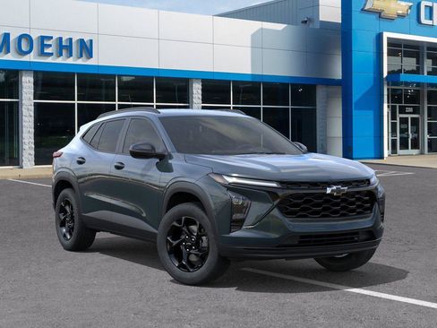 New 2026 Chevrolet Trax LT w/ Driver Confidence Package FWD image 7