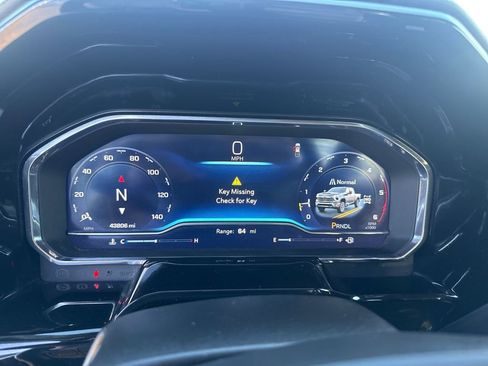 Used 2024 Chevrolet Silverado 2500 LT image 16