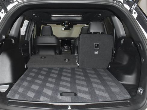 New 2025 Jeep Grand Cherokee Limited image 30