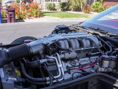 Used 1990 Chevrolet Corvette ZR-1 RWD image 18