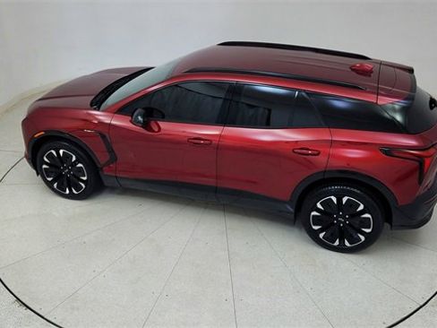 Used 2025 Chevrolet Blazer EV RS image 80