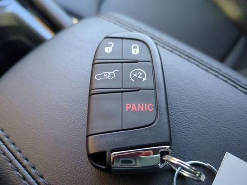 New 2026 Jeep Compass Limited image 27