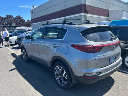 Used 2021 Kia Sportage EX w/ EX Technology Package AWD/4WD image 4