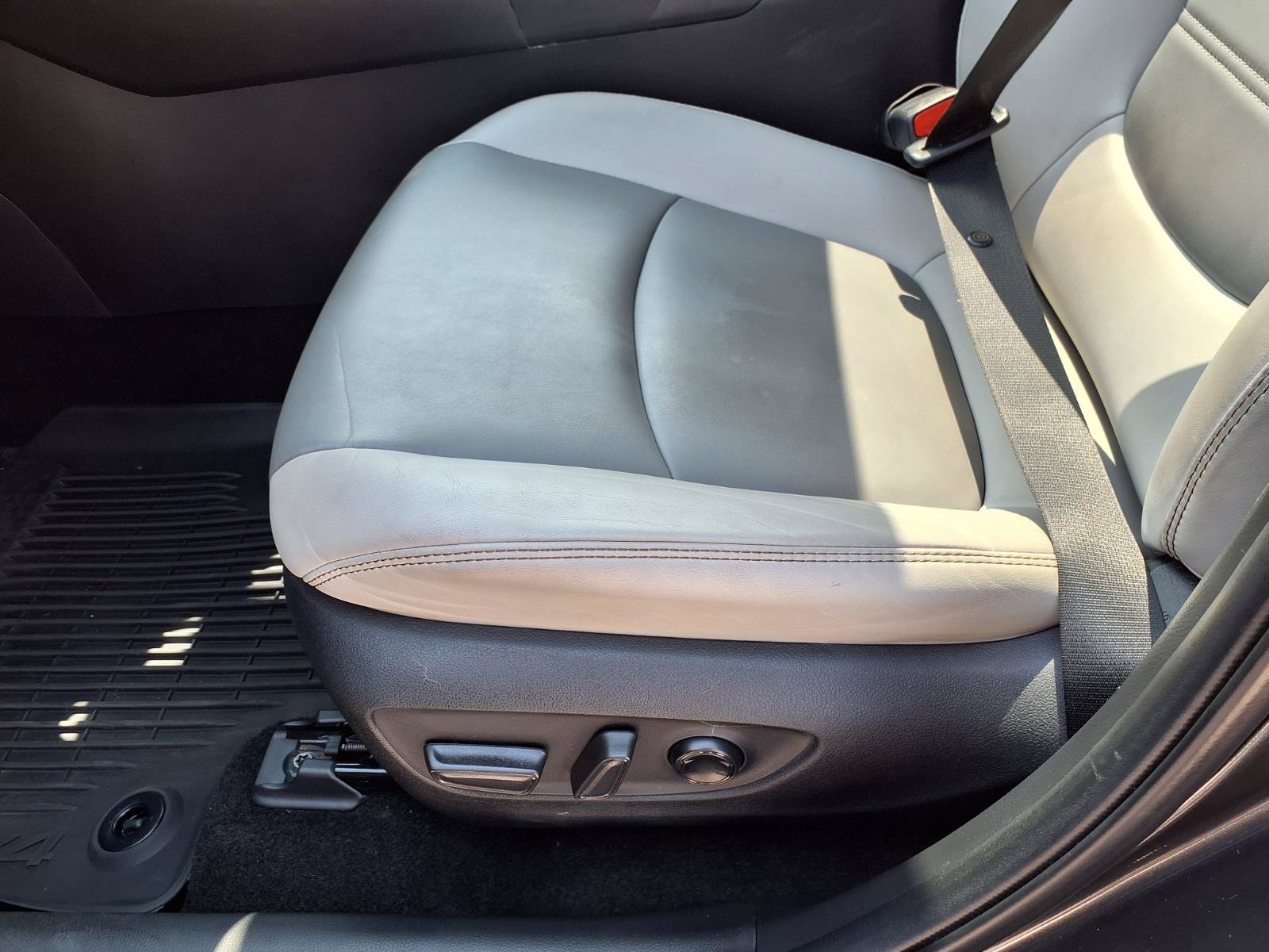 Used 2024 Toyota RAV4 XLE Premium w/ Weather Package AWD/4WD image 26