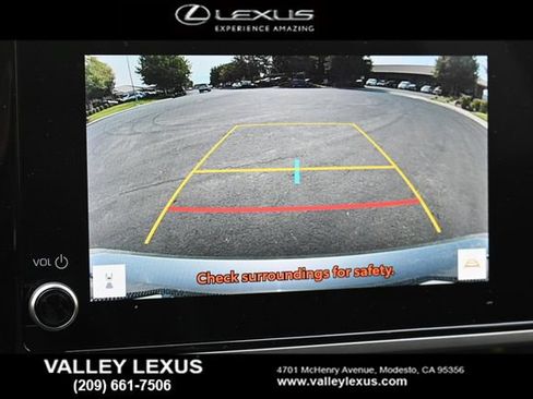 Used 2025 Toyota Camry SE w/ Convenience Package FWD image 8