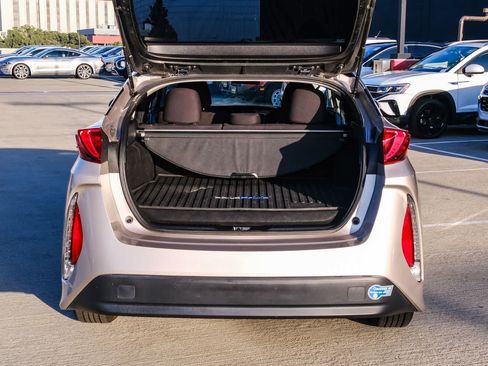Certified 2022 Toyota Prius Prime LE FWD image 27