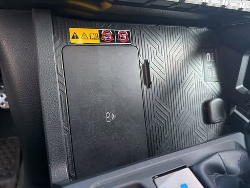 Used 2025 Toyota Tacoma TRD Sport w/ TRD Sport Premium Package image 29