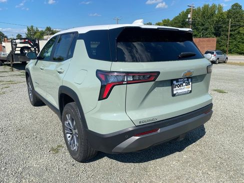 Used 2025 Chevrolet Equinox LT FWD image 5