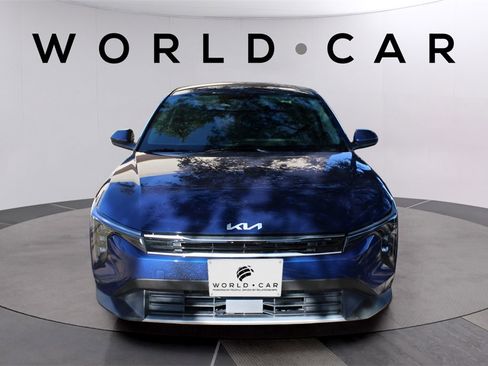 Used 2025 Kia K4 EX image 2