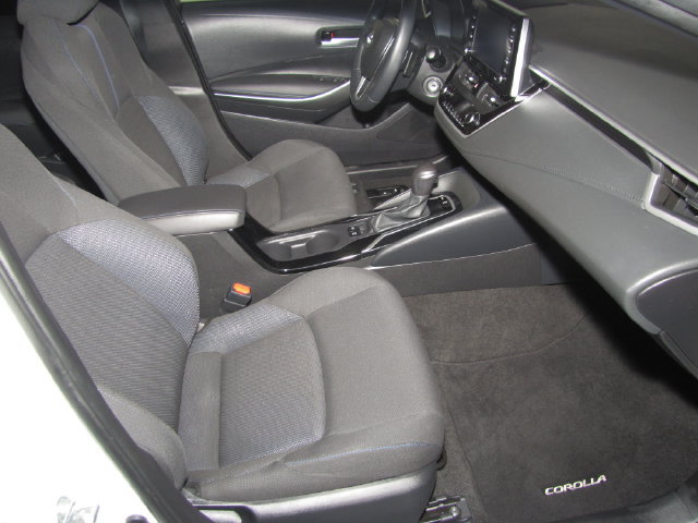 Used 2021 Toyota Corolla SE w/ Carpet Mat Package (TMS) FWD image 42