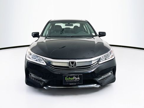 Used 2016 Honda Accord EX image 2