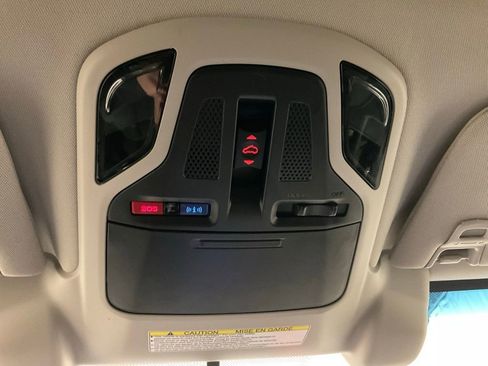 Used 2022 Subaru Outback Premium image 27