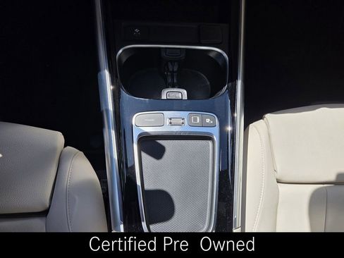 Certified 2025 Mercedes-Benz GLA 250 4MATIC image 25