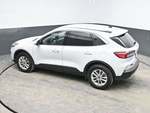 Used 2021 Ford Escape SE image 26