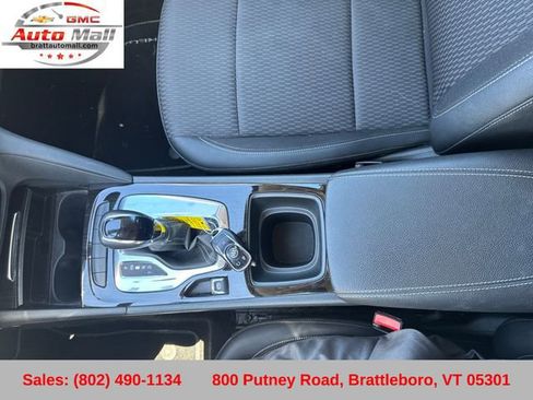 Used 2019 Buick Regal Preferred FWD image 13