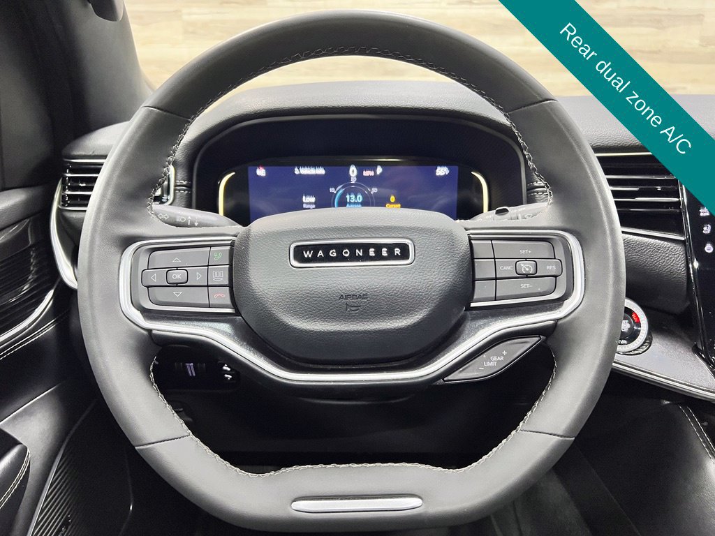 Used 2024 Jeep Wagoneer 4WD image 3