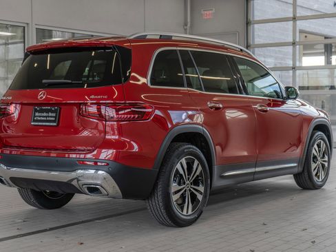 New 2026 Mercedes-Benz GLB 250 4MATIC image 29