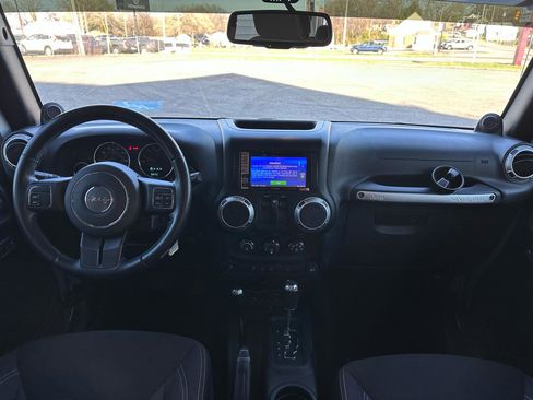 Used 2013 Jeep Wrangler Sahara w/ Dual Top Group image 25