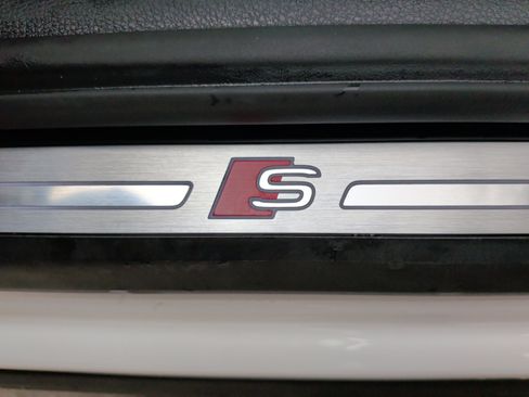 Certified 2023 Audi Q3 2.0T Premium w/ Convenience Package image 37