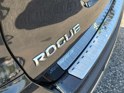 Certified 2020 Nissan Rogue SV FWD image 6