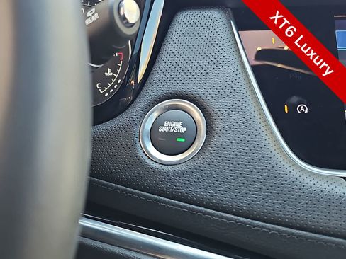 Used 2023 Cadillac XT6 Luxury FWD image 23