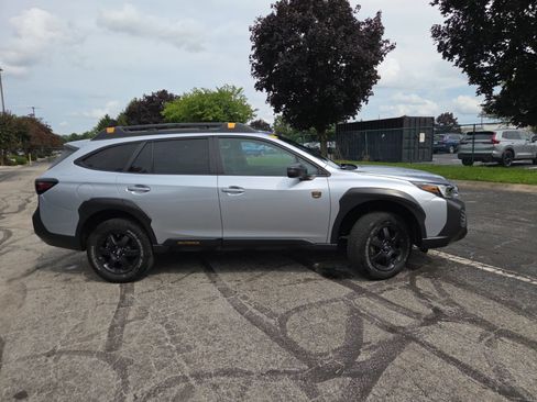 Certified 2024 Subaru Outback Wilderness AWD/4WD image 2