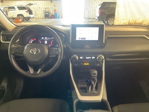 Certified 2024 Toyota RAV4 XLE AWD/4WD image 17