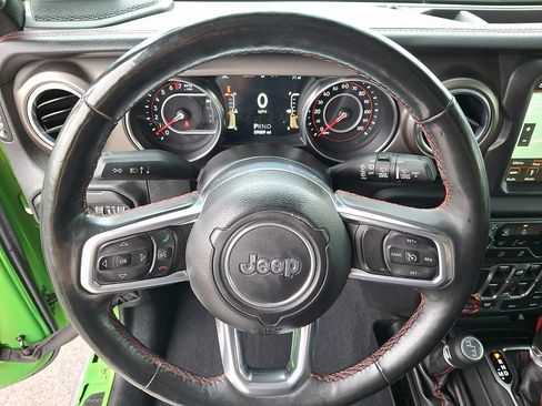 Used 2018 Jeep Wrangler Unlimited Rubicon AWD/4WD image 19