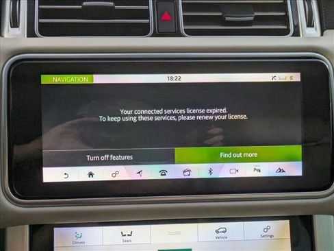 Used 2022 Land Rover Range Rover Westminster Edition image 12