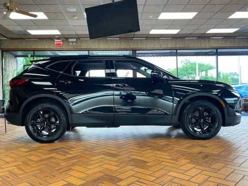 Used 2024 Chevrolet Blazer LT w/ Sound & Technology Package AWD/4WD image 6