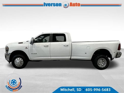 New 2026 RAM 3500 Laramie image 4