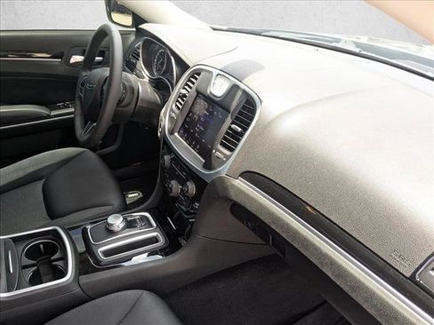 Used 2023 Chrysler 300 Touring w/ Sport Appearance Package RWD image 18