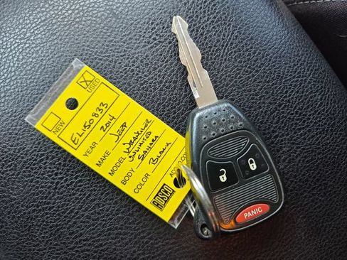 Used 2014 Jeep Wrangler Unlimited Sahara w/ Dual Top Group AWD/4WD image 20