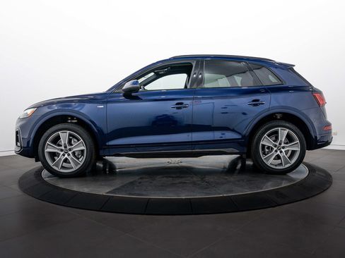 Certified 2025 Audi Q5 2.0T Premium w/ Convenience Plus Package AWD/4WD image 7