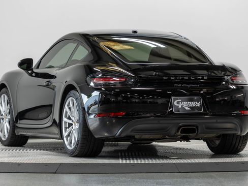 Used 2018 Porsche 718 Cayman RWD image 11