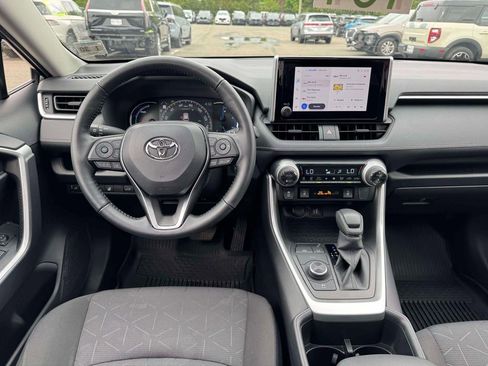 Used 2025 Toyota RAV4 XLE w/ Convenience Package AWD/4WD image 20