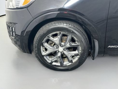 Used 2016 Kia Sorento SX w/ SXL Technology Package AWD/4WD image 30