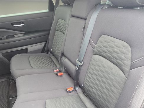 Used 2022 Nissan Pathfinder SV image 25