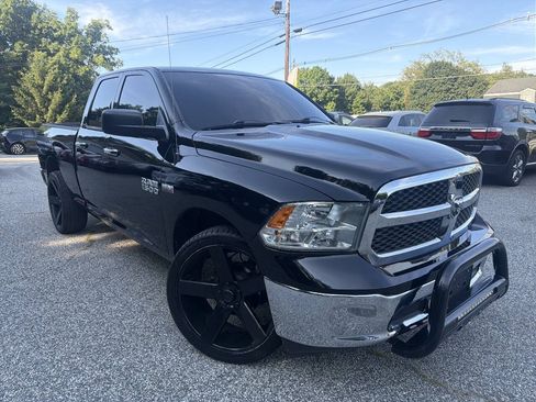 Used 2014 RAM 1500 Classic SLT AWD/4WD image 4