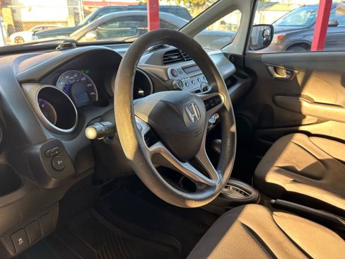 Used 2013 Honda Fit image 15