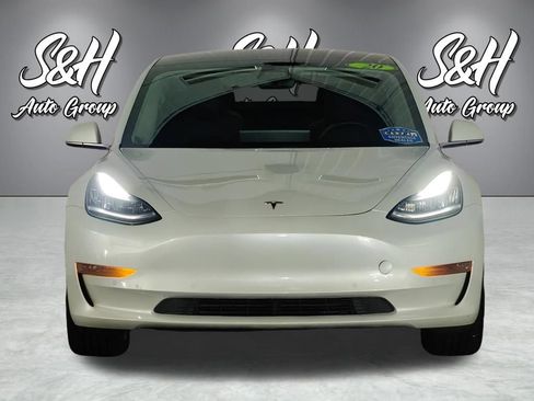 Used 2020 Tesla Model 3 Standard Range RWD image 18