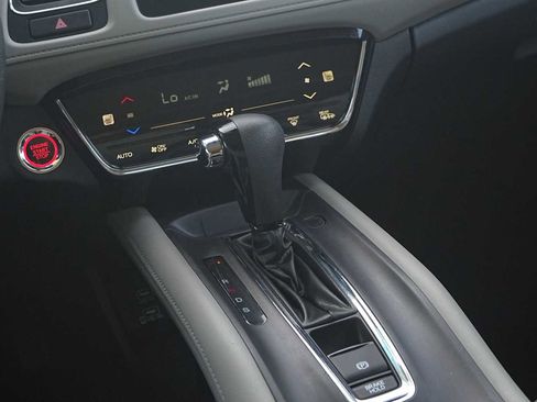 Used 2019 Honda HR-V EX image 20