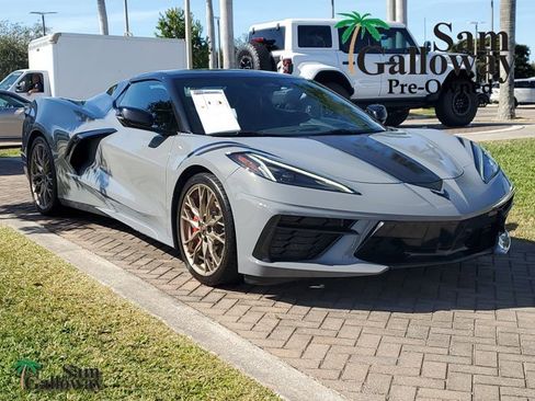 Used 2024 Chevrolet Corvette Stingray Convertible image 1